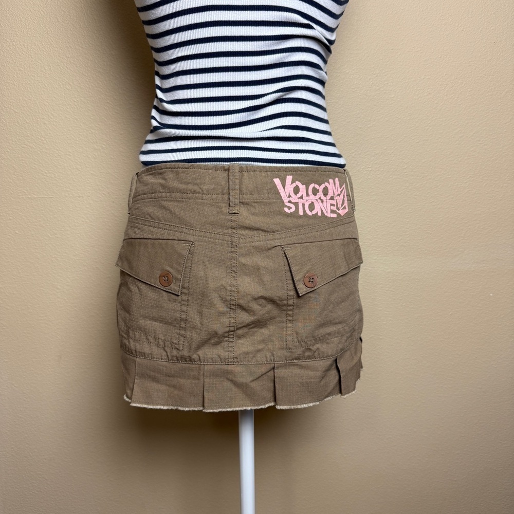 Volcom Vintage Mini Skirt Size 9 – Brown Cargo Ripstop Pleated Hem Y2K
